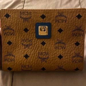 MCM Small Visetos Pouch